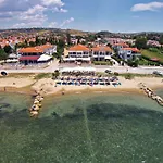 Assano Seafront Luxury 아파트 니키티