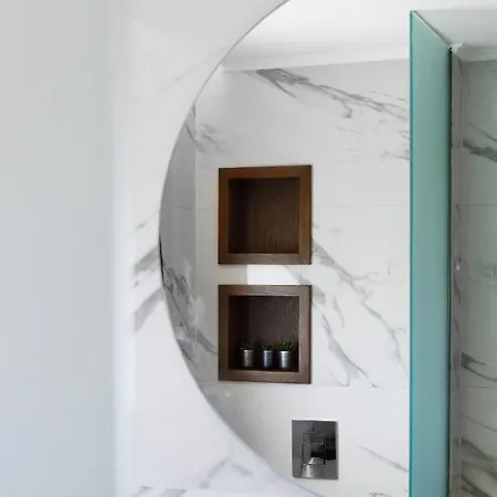 Daire Assano Seafront Luxury *