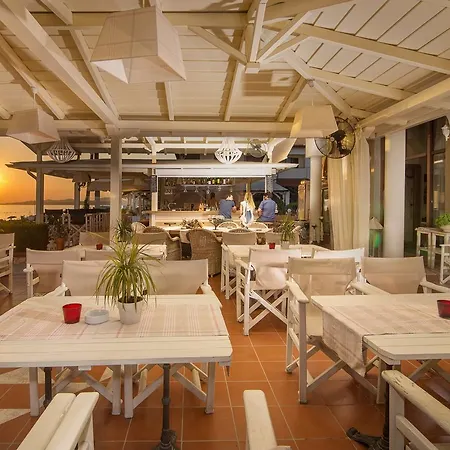 Daire Assano Seafront Luxury *