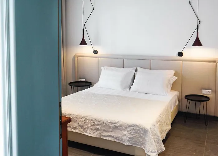 Assano Seafront Luxury Apartment *