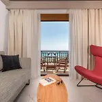 Assano Seafront Luxury Apartment