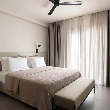 Assano Seafront Luxury Apartment *