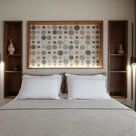 Assano Seafront Luxury Apartment *