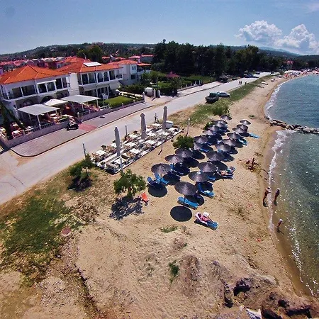 Assano Seafront Luxury דירה