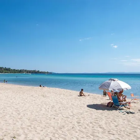 Assano Seafront Luxury شقة