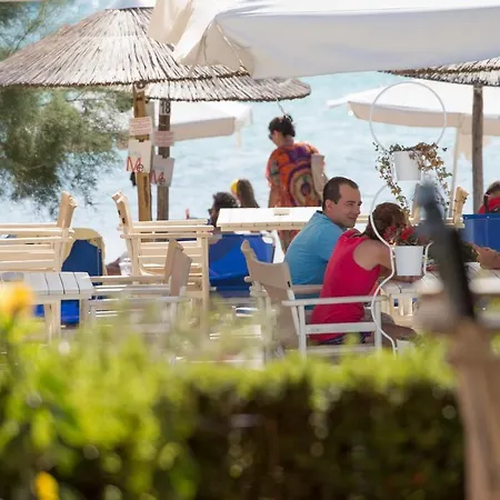 Assano Seafront Luxury 公寓 尼基季