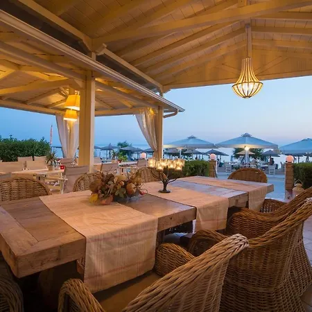 Assano Seafront Luxury * ニキティ