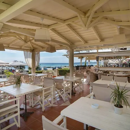 Assano Seafront Luxury 公寓