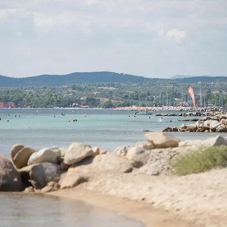 公寓 Assano Seafront Luxury