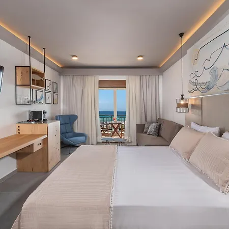 Assano Seafront Luxury * ニキティ